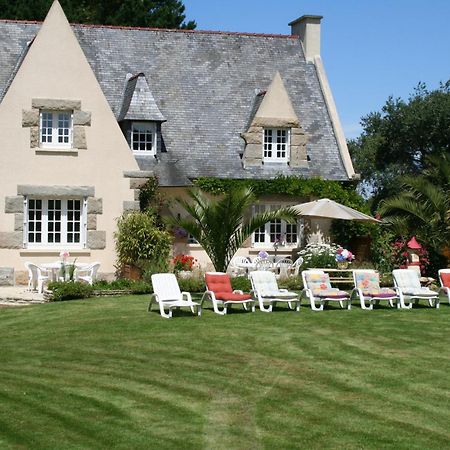 Chez Renee Et Raynal B&B Plounevez-Lochrist ภายนอก รูปภาพ