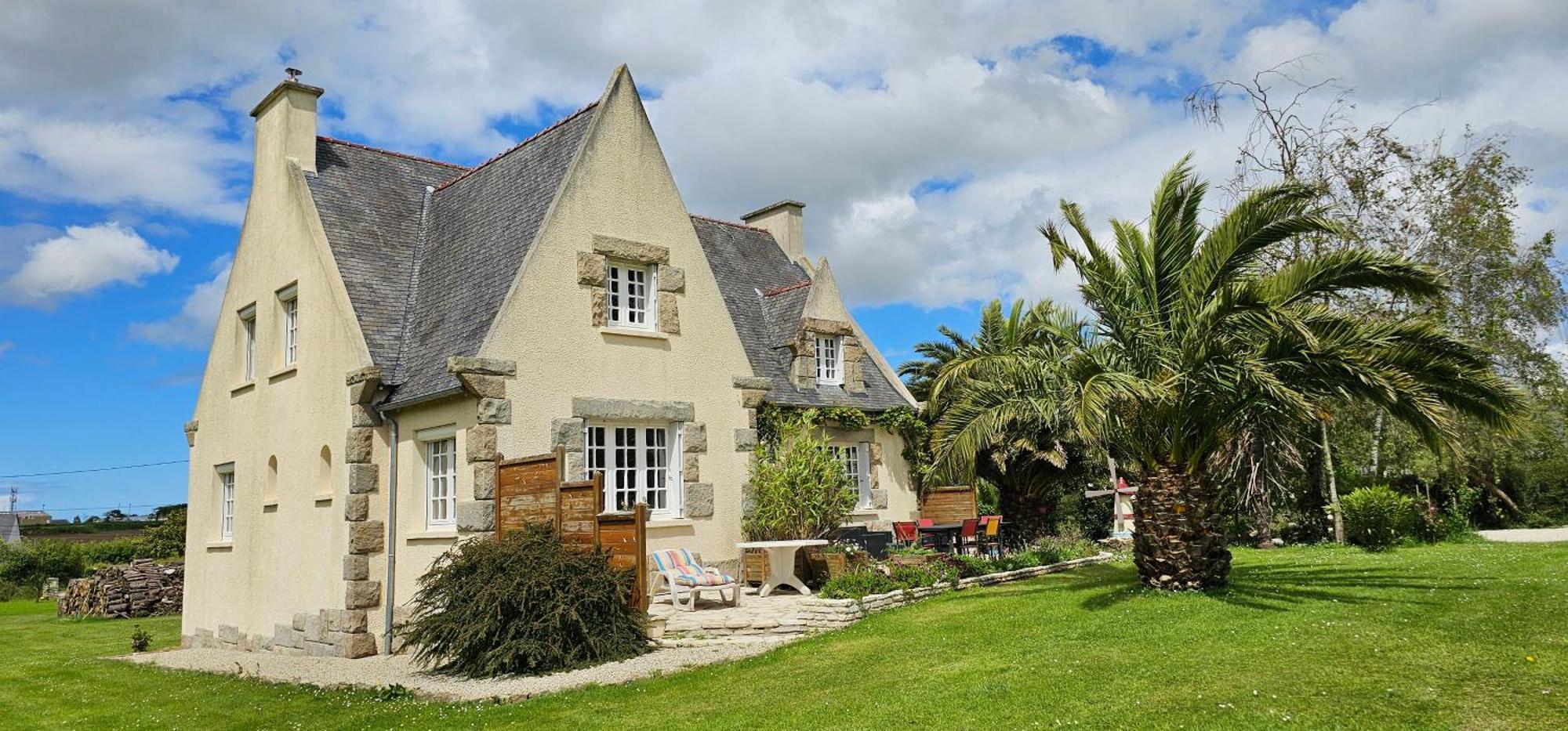 Chez Renee Et Raynal B&B Plounevez-Lochrist ภายนอก รูปภาพ