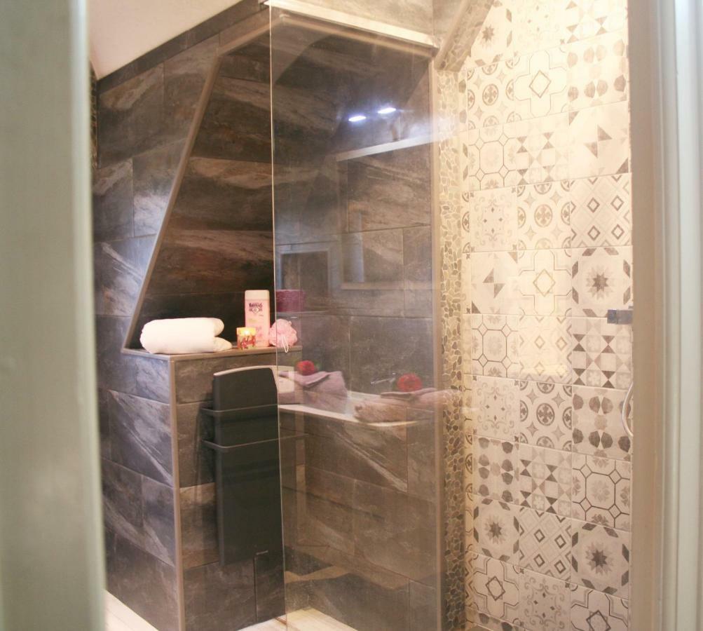 Chez Renee Et Raynal B&B Plounevez-Lochrist ภายนอก รูปภาพ